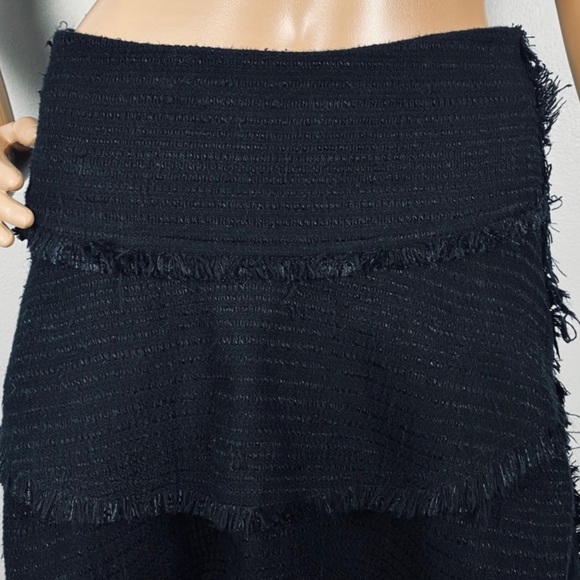 NEW IRO BLACK TIERED TWEED MINI SKIRT - Picture 3 of 6